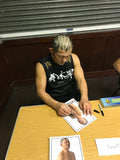 Minoru Suzuki signing prints